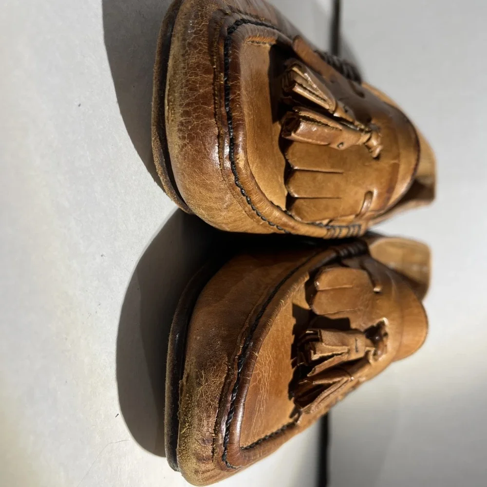 Vtg Adolfo Oleg Cassini Italian Brown Leather Kiltie Tassel  display picture 3